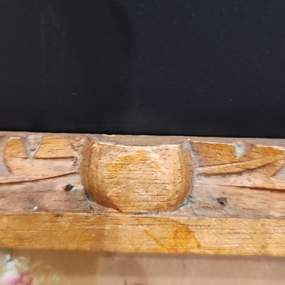 VINTAGE Mexican Feathercraft Bird Feather Picture Carved Wood Frames 7” x 4 1/2” - Picture 4 of 7